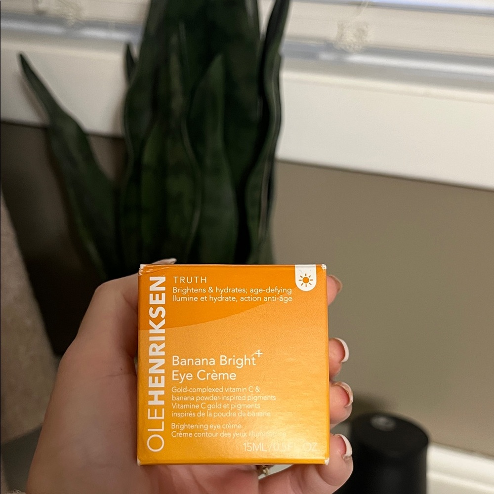Ole Henriksen Truth Banana Bright Eye Creme - Vibrant Orange